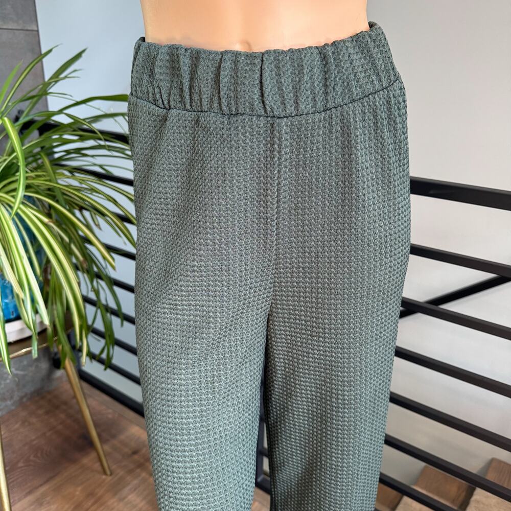NWT Francesca’s Julia Hunter Green Waffle Knit Lounge Set, Top & Bottom - Small - Picture 10 of 16